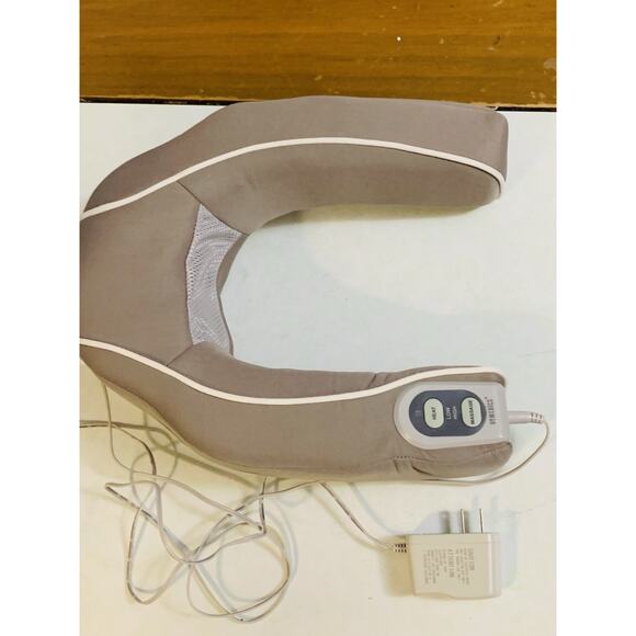 HoMedics Brown Neck Massager with Soothing Heat Vibration Therapy NMSQ-210 - Picture 5 of 7